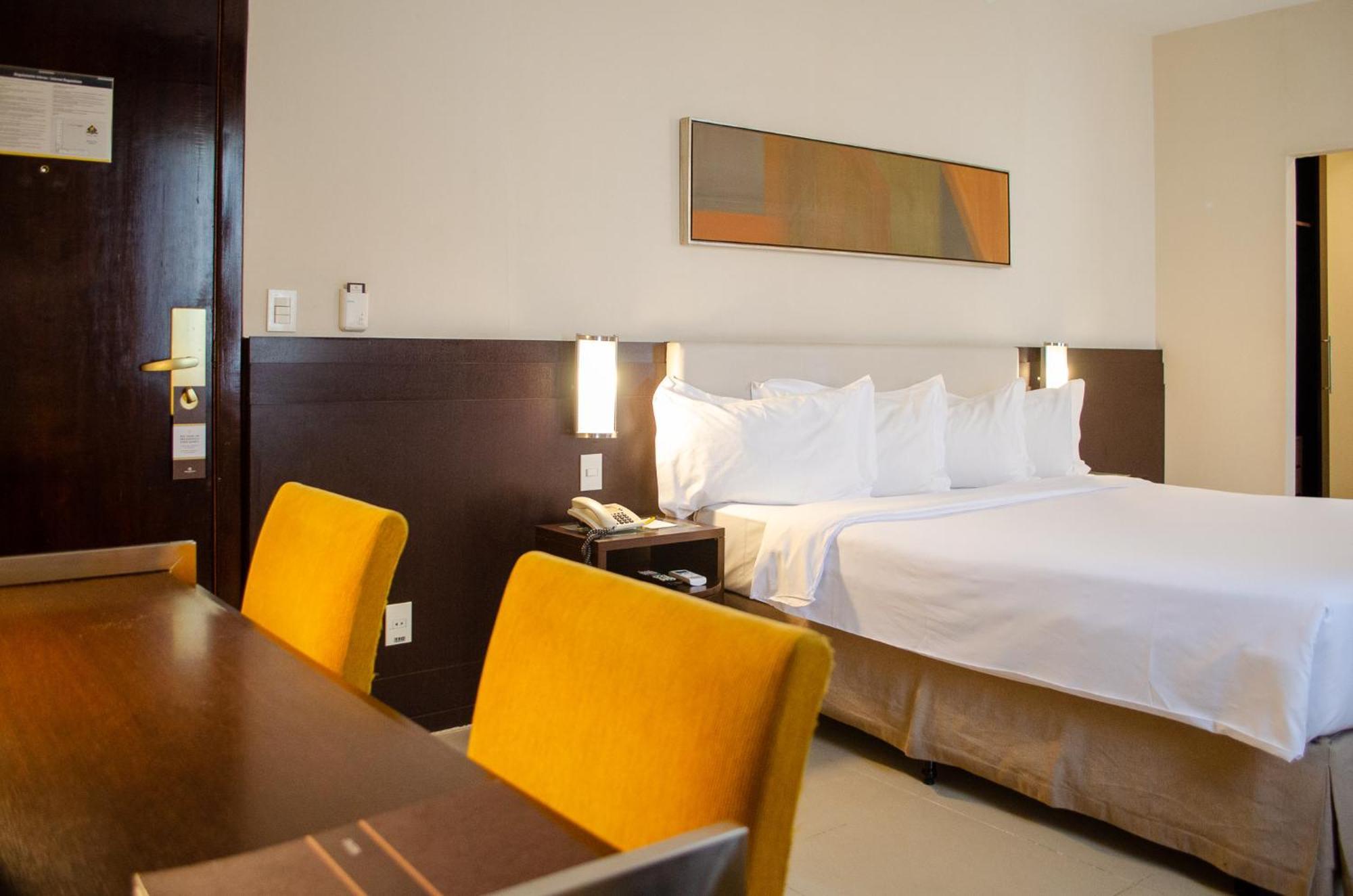 Royal Boutique Savassi Hotel Belo Horizonte Eksteriør bilde A room at the hotel