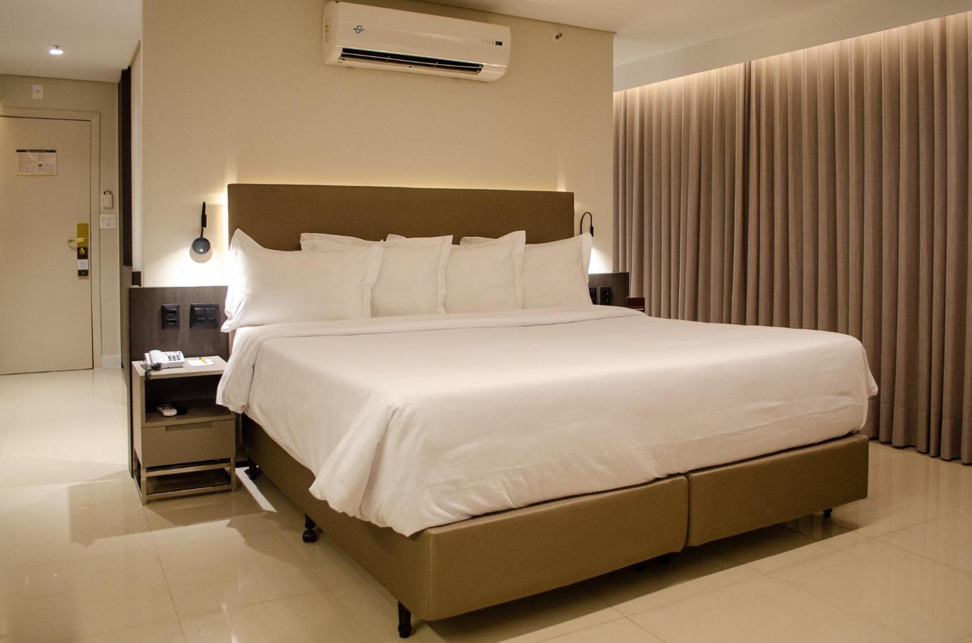 Royal Boutique Savassi Hotel Belo Horizonte Eksteriør bilde A bedroom at the hotel